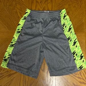 5/$20 ⚠️Youth Shorts (Grey/Green)